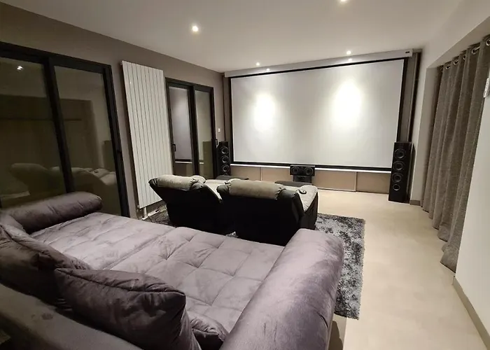 Apartmán Rousseau - Jacuzzi & Cinema Dans Bordeaux