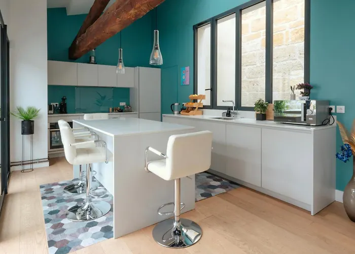 Rousseau - Jacuzzi & Cinema Dans Appartement Bordeaux