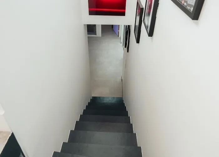 Rousseau - Jacuzzi & Cinema Dans * Bordeaux