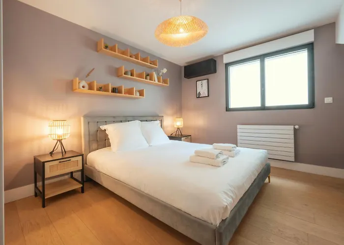 Rousseau - Jacuzzi & Cinema Dans Apartment