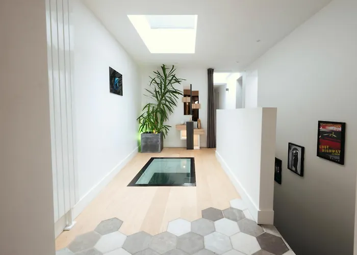 Rousseau - Jacuzzi & Cinema Dans Appartement Bordeaux