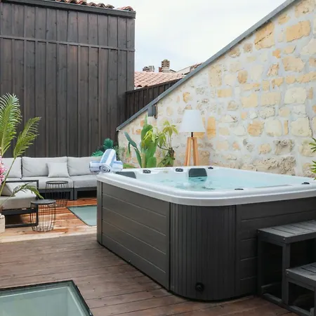 Rousseau - Jacuzzi & Cinema Dans Appartamento