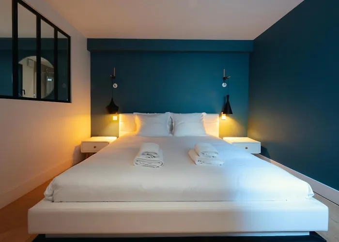 Rousseau - Jacuzzi & Cinema Dans Apartment Bordeaux