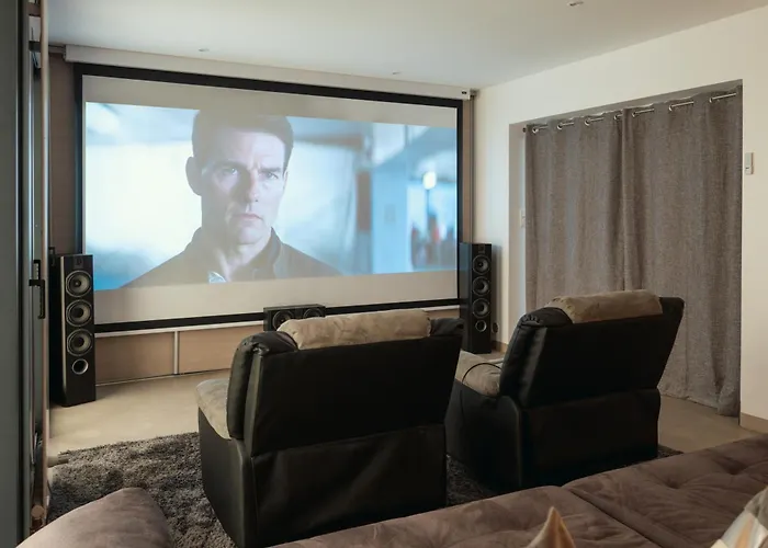 Apartment Rousseau - Jacuzzi & Cinema Dans *